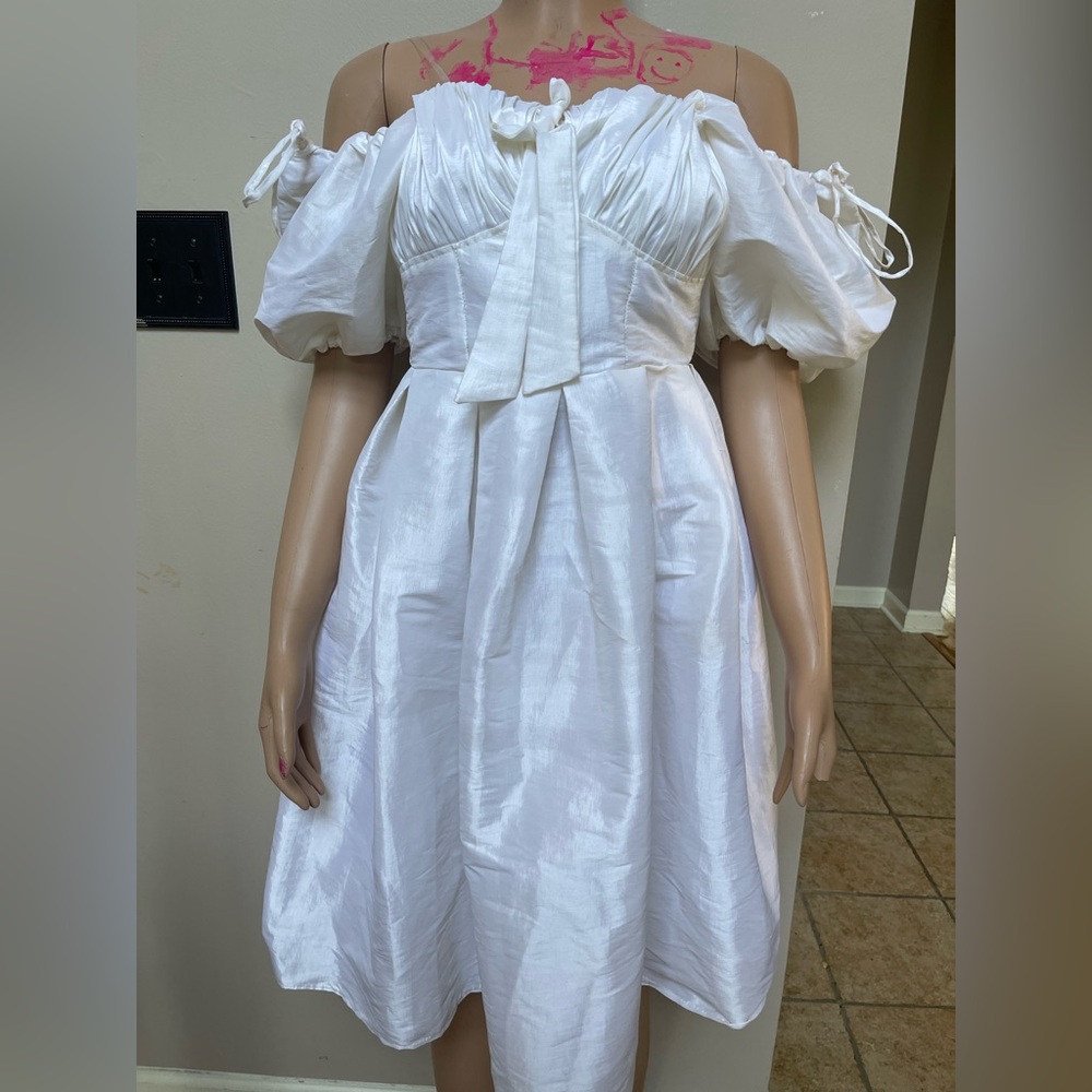 Charming Off-Shoulder White Kids Dress